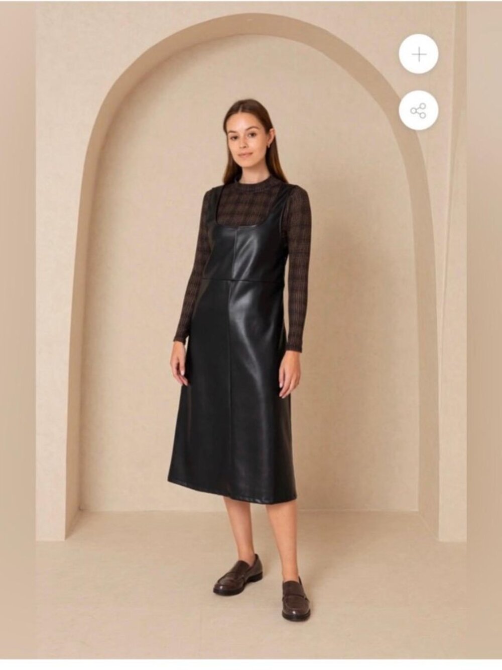 Dress BLANK Black Faux Leather Sleeveless Midi Dress